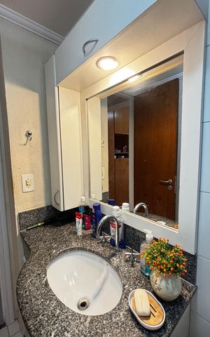 Apartamento à venda com 67m², 2 quartos e 1 vaga Apartamento à venda com 67m², 2 quartos e 1 vagaBanheiro da Suíte