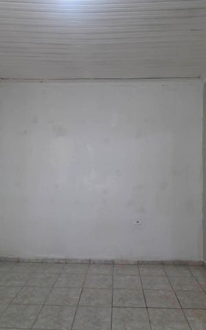 Casa à venda com 250m², 7 quartos e 3 vagas Casa à venda com 250m², 7 quartos e 3 vagasSala
