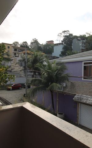 Casa de condomínio para alugar com 350m², 4 quartos e 2 vagasQuarto 2 - Varanda