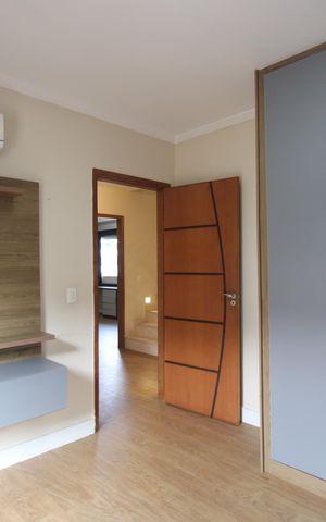 Casa de condomínio para alugar com 350m², 4 quartos e 2 vagasQuarto 3