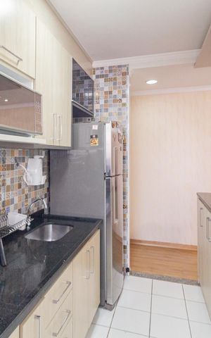 Apartamento para alugar com 50m², 2 quartos e 1 vaga Apartamento para alugar com 50m², 2 quartos e 1 vagaCozinha e área de serviço