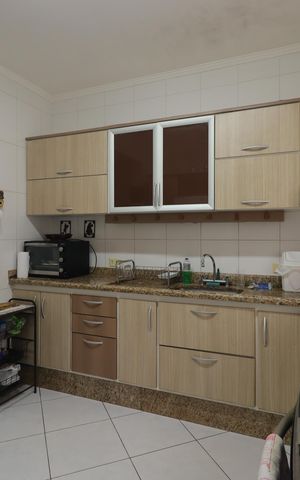 Casa à venda com 177m², 3 quartos e 3 vagasCozinha