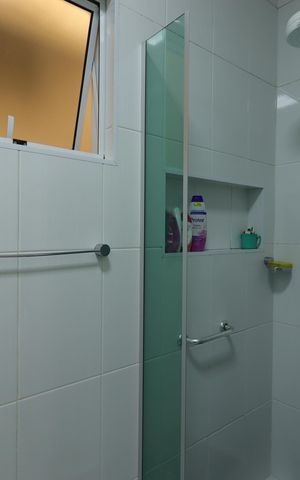 Casa à venda com 177m², 3 quartos e 3 vagasBanheiro 1