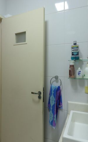 Casa à venda com 177m², 3 quartos e 3 vagasBanheiro 1