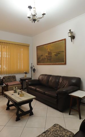 Casa à venda com 177m², 3 quartos e 3 vagasSala