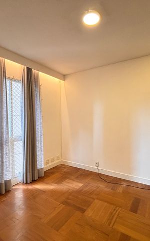 Apartamento à venda com 146m², 3 quartos e 2 vagas Apartamento à venda com 146m², 3 quartos e 2 vagasQuarto 1