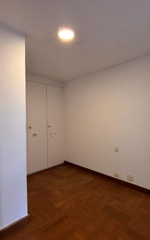 Apartamento à venda com 146m², 3 quartos e 2 vagas Apartamento à venda com 146m², 3 quartos e 2 vagasQuarto 2