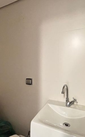 Apartamento à venda com 146m², 3 quartos e 2 vagas Apartamento à venda com 146m², 3 quartos e 2 vagasBanheiro de serviço