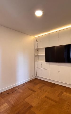 Apartamento à venda com 146m², 3 quartos e 2 vagas Apartamento à venda com 146m², 3 quartos e 2 vagasQuarto 1