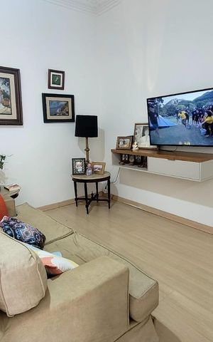 Apartamento à venda com 103m², 3 quartos e sem vaga Apartamento à venda com 103m², 3 quartos e sem vagaSala