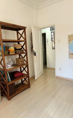Apartamento à venda com 103m², 3 quartos e sem vaga Apartamento à venda com 103m², 3 quartos e sem vagaSala