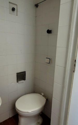 Apartamento à venda com 103m², 3 quartos e sem vaga Apartamento à venda com 103m², 3 quartos e sem vagaBanheiro