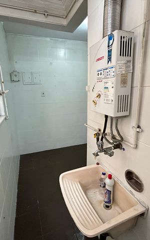 Apartamento à venda com 65m², 3 quartos e 1 vagaÁrea de Serviço