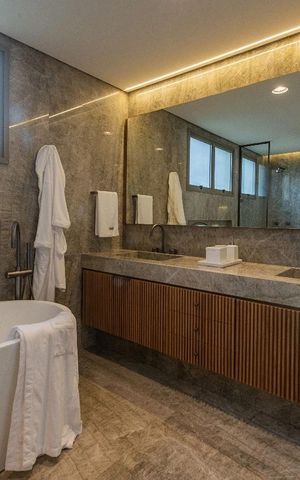 Apartamento à venda com 588m², 4 quartos e 6 vagas Apartamento à venda com 588m², 4 quartos e 6 vagasBanheiro