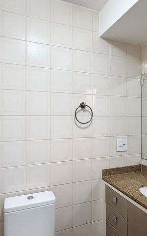 Apartamento para alugar com 65m², 3 quartos e 1 vaga Apartamento para alugar com 65m², 3 quartos e 1 vagaBanheiro da Suíte