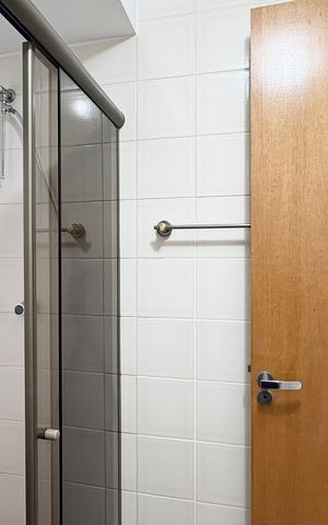 Apartamento para alugar com 65m², 3 quartos e 1 vaga Apartamento para alugar com 65m², 3 quartos e 1 vagaBanheiro da Suíte