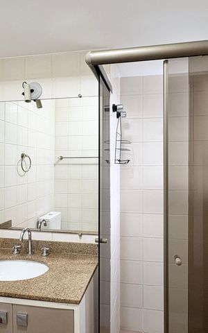 Apartamento para alugar com 65m², 3 quartos e 1 vaga Apartamento para alugar com 65m², 3 quartos e 1 vagaBanheiro da Suíte
