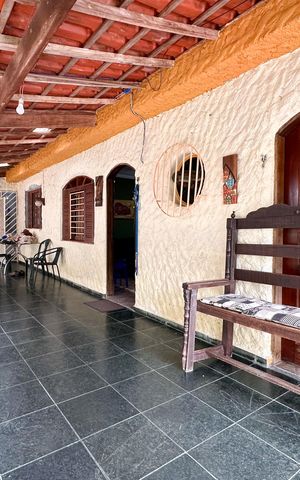 Casa à venda com 174m², 4 quartos e 2 vagas Casa à venda com 174m², 4 quartos e 2 vagasTerraço Externo