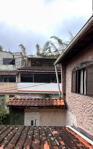 Casa à venda com 174m², 4 quartos e 2 vagas Casa à venda com 174m², 4 quartos e 2 vagasVista do Quarto 2