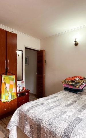 Casa à venda com 174m², 4 quartos e 2 vagas Casa à venda com 174m², 4 quartos e 2 vagasQuarto 3