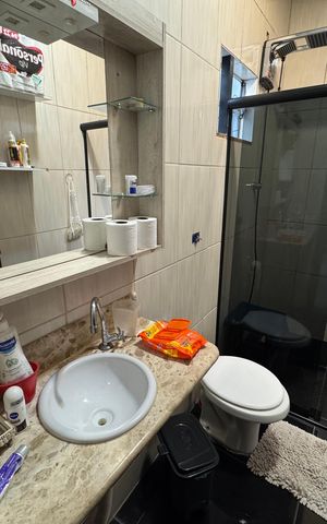 Casa à venda com 250m², 3 quartos e 4 vagas Casa à venda com 250m², 3 quartos e 4 vagasBanheiro da Suíte