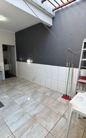 Casa à venda com 250m², 3 quartos e 4 vagas Casa à venda com 250m², 3 quartos e 4 vagasÁrea de Serviço