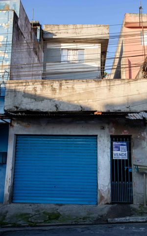Casa à venda com 125m², 4 quartos e 1 vagaFachada