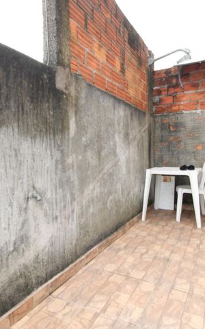 Casa para alugar com 70m², 2 quartos e sem vagaQuintal