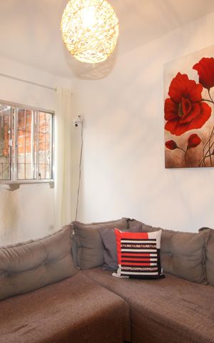 Casa para alugar com 70m², 2 quartos e sem vagaSala