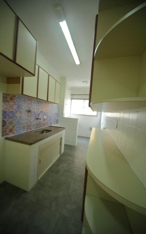 Apartamento à venda com 65m², 2 quartos e 1 vagaCozinha 