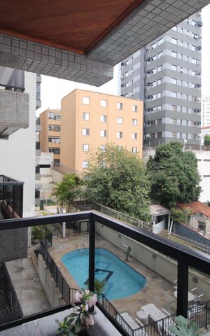 Apartamento para alugar com 129m², 3 quartos e 3 vagasSala - Varanda