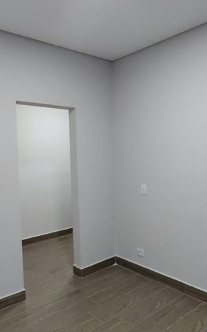 Casa à venda com 185m², 3 quartos e 4 vagas