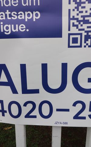 Apartamento para alugar com 55m², 2 quartos e 1 vagaFachada