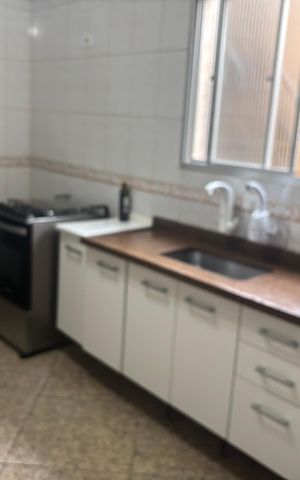 Casa à venda com 150m², 4 quartos e 2 vagas Casa à venda com 150m², 4 quartos e 2 vagasCozinha