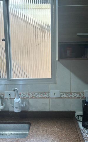 Casa à venda com 150m², 4 quartos e 2 vagas Casa à venda com 150m², 4 quartos e 2 vagasCozinha