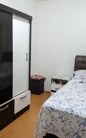 Casa à venda com 150m², 4 quartos e 2 vagas Casa à venda com 150m², 4 quartos e 2 vagasQuarto