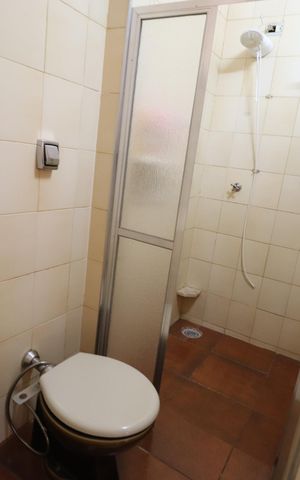 Casa para alugar com 250m², 3 quartos e 4 vagasBanheiro do Quarto 1
