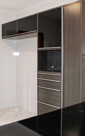 Casa de condomínio para alugar com 320m², 3 quartos e 4 vagasCozinha