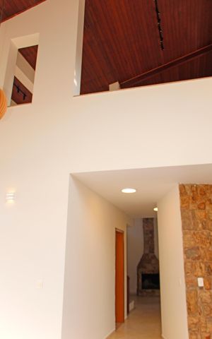 Casa de condomínio para alugar com 320m², 3 quartos e 4 vagasSala