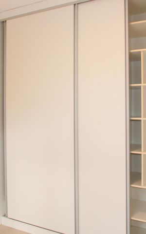 Casa de condomínio para alugar com 320m², 3 quartos e 4 vagasQuarto 1