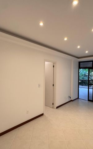 Apartamento para alugar com 93m², 3 quartos e 2 vagas Apartamento para alugar com 93m², 3 quartos e 2 vagasSala