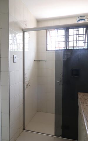 Casa para alugar com 320m², 4 quartos e 4 vagasBanheiro do Quarto 2