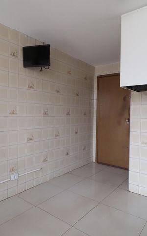Casa para alugar com 320m², 4 quartos e 4 vagasCozinha