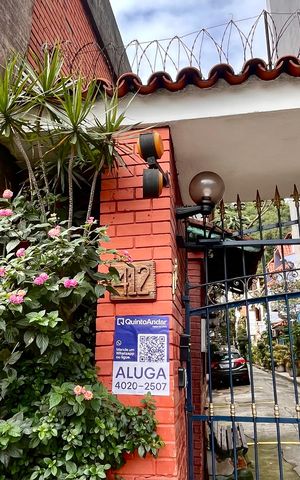 Casa para alugar com 21m², 1 quarto e sem vaga Casa para alugar com 21m², 1 quarto e sem vagaPlaca