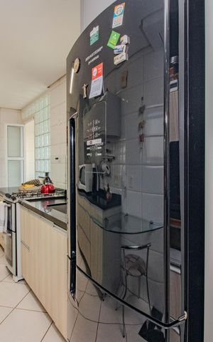 Apartamento à venda com 88m², 3 quartos e 2 vagas Apartamento à venda com 88m², 3 quartos e 2 vagasCozinha e Área de Serviço