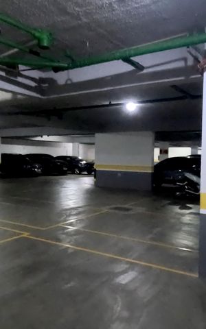 Apartamento para alugar com 77m², 2 quartos e 1 vagaÁrea Comum - Garagem