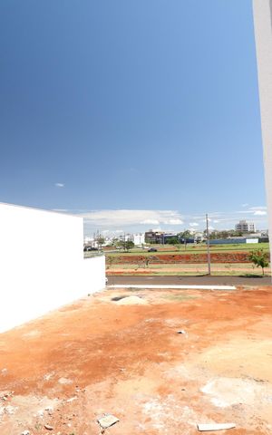 Apartamento para alugar com 82m², 3 quartos e 1 vagaVista da suíte 