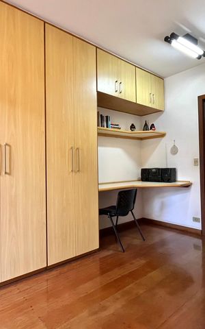 Casa à venda com 143m², 4 quartos e 2 vagas Casa à venda com 143m², 4 quartos e 2 vagasQuarto 2