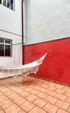Casa à venda com 143m², 4 quartos e 2 vagas Casa à venda com 143m², 4 quartos e 2 vagasQuintal