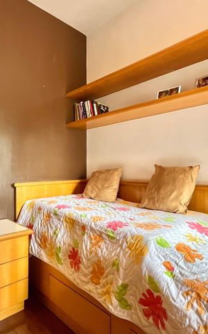 Casa à venda com 143m², 4 quartos e 2 vagas Casa à venda com 143m², 4 quartos e 2 vagasQuarto
